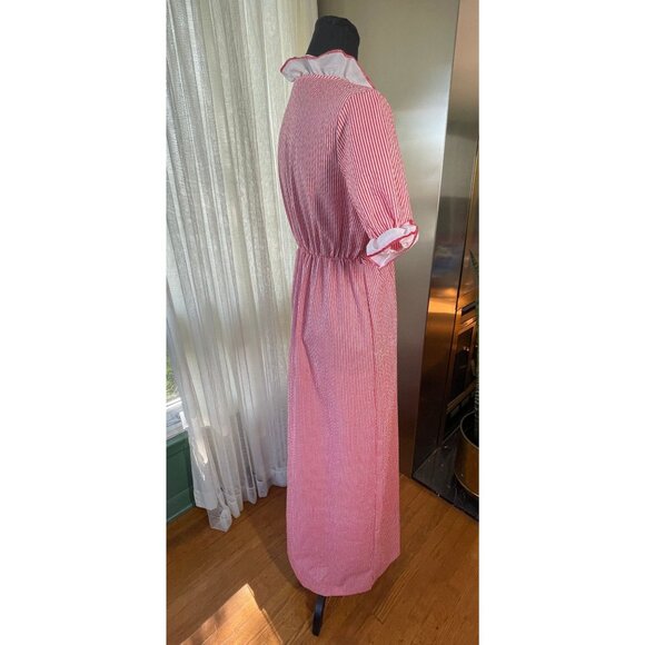 Vintage 70s dress, red striped long shirtdress with elastic waist, ruffled - Picture 6 of 9